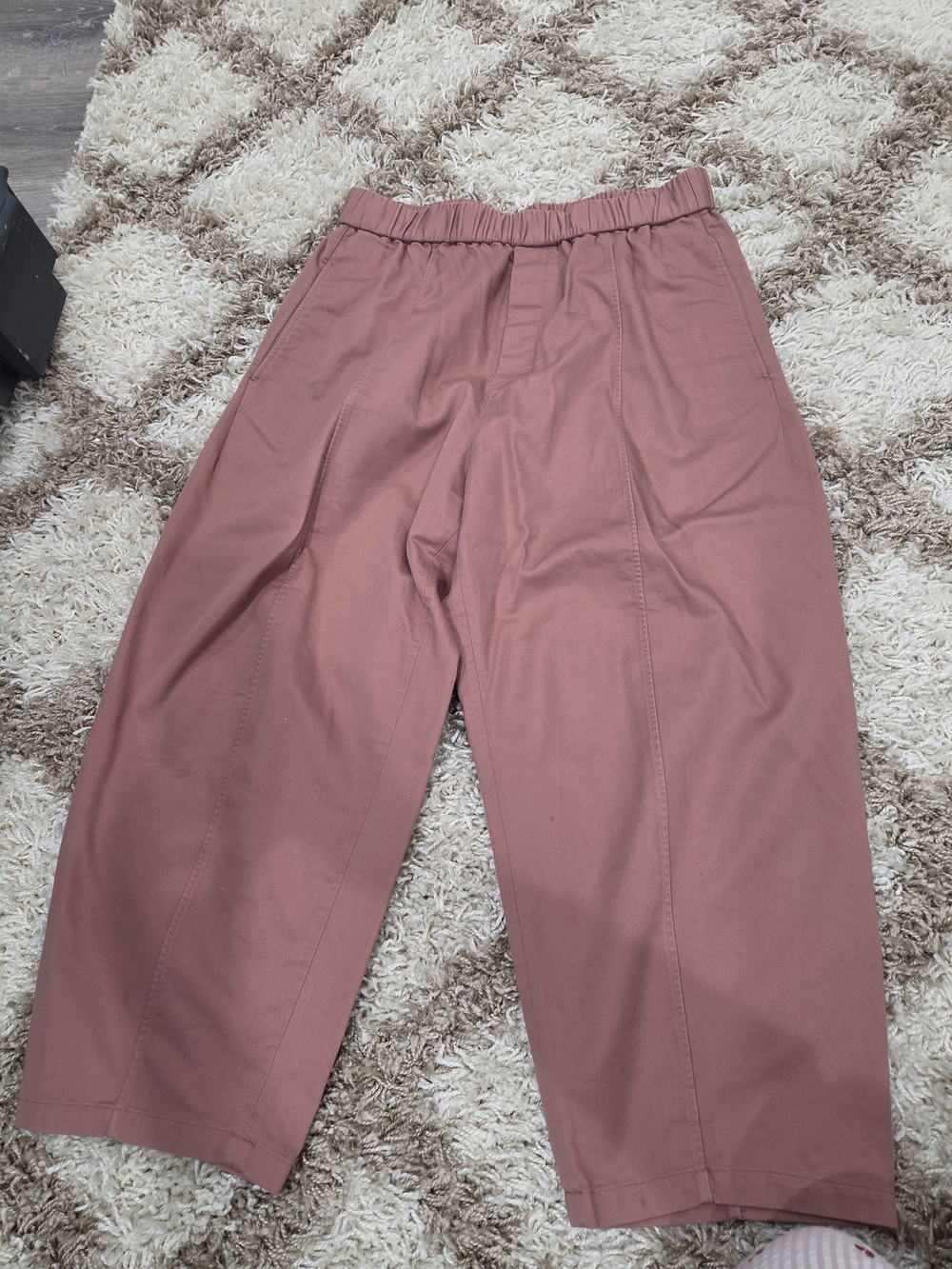COS Women's Elastic-Waist Cropped Chinos in Rose Mauve
